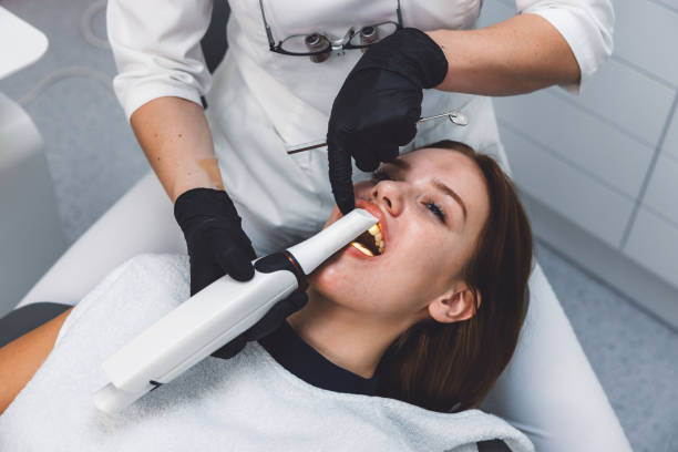 Best Holiday Emergency Dentist in Franklin Grove, IL